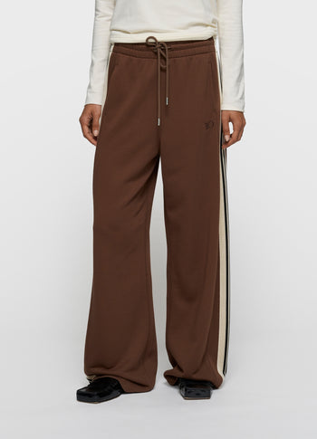 western jogger tape | dark truffle