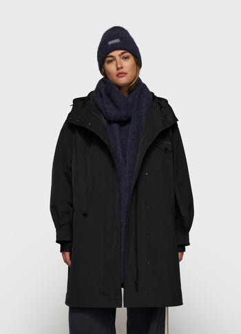 the famous raincoat | black