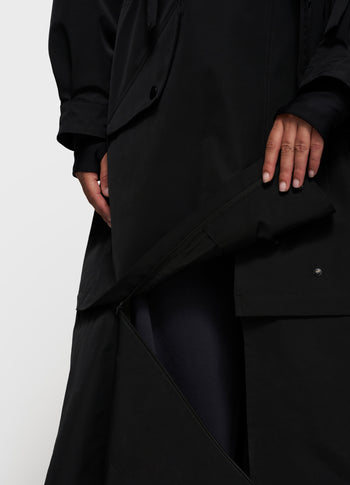 the famous raincoat | black