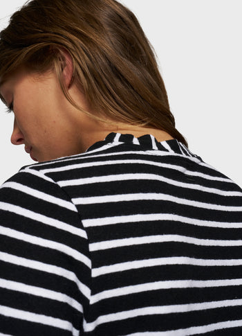 THE PETITE TEE STRIPES | black/white