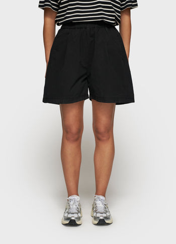 THE PROUD BERMUDA | black