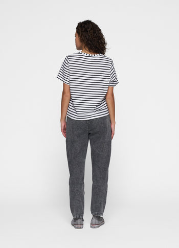 THE PETITE TEE STRIPES | white/black