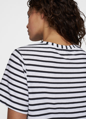 THE PETITE TEE STRIPES | white/black