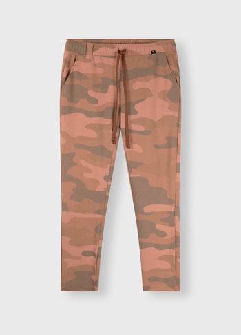 cropped jogger camo | saddle brown