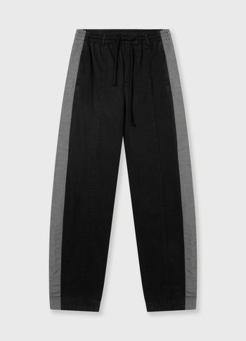 wide tapered pants twill | black