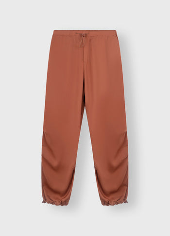 satin parachute pants | saddle brown