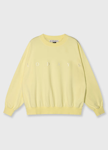 oversized sweater logo | pastel yellow