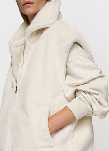 statement lammy gilet | cleansing kit