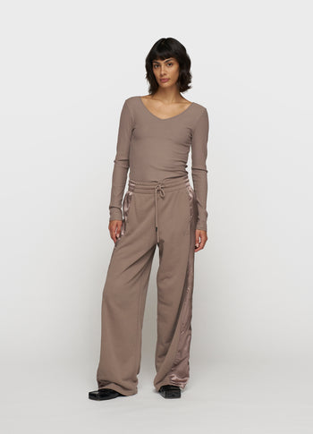 v-neck long sleeve top | moonrock