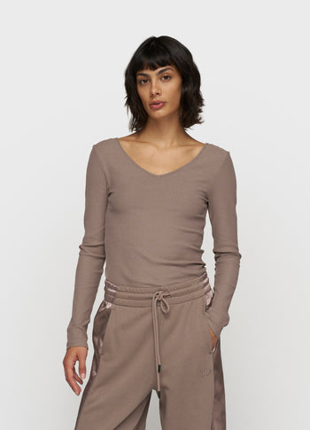v-neck long sleeve top | moonrock
