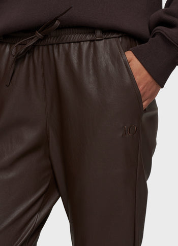 soft PU cropped jogger | deep wine