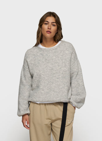 soft round neck sweater knit | light grey melee