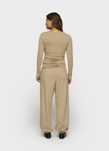 extra long sleeve tee modal | earth