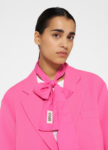 pussy bow | bright pink