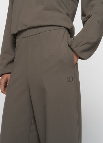 silent chique wide jogger | dark fog