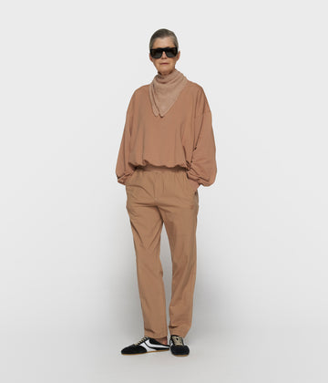 woven jogger | light fudge