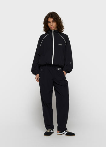hooded travel jacket | black