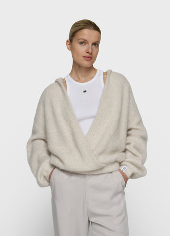 Kapuzenstrickpullover mit Lurex | ecru