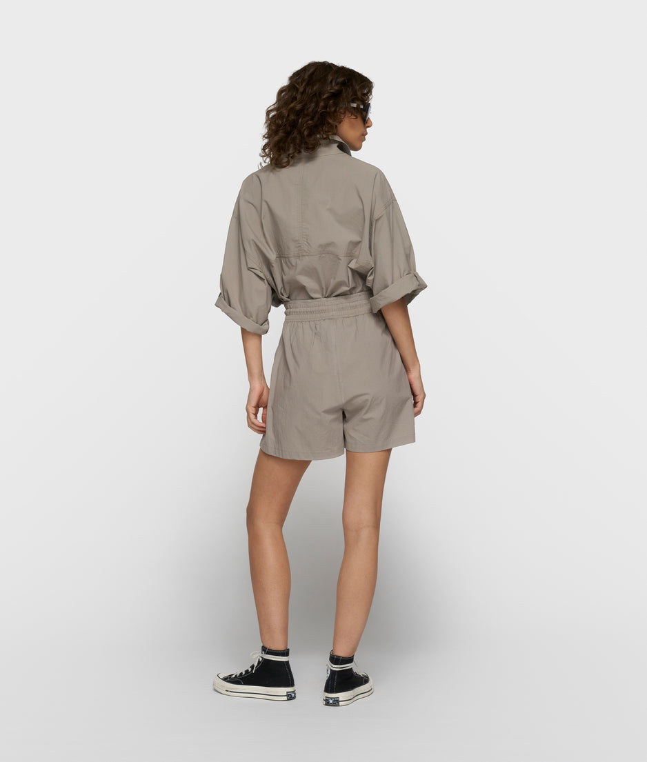wide crinkle jacket | fog