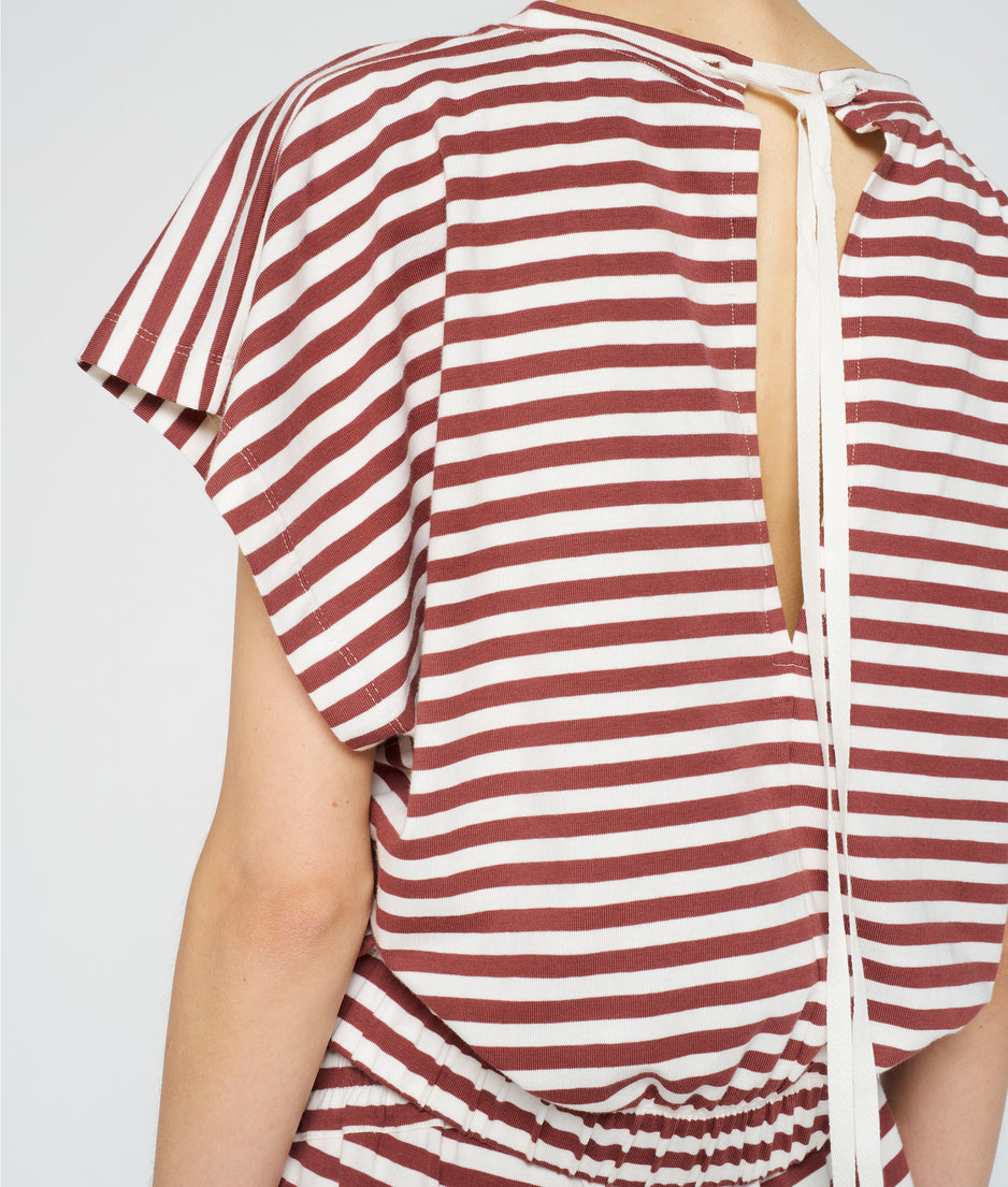 square tee stripe | warm white/burgundy
