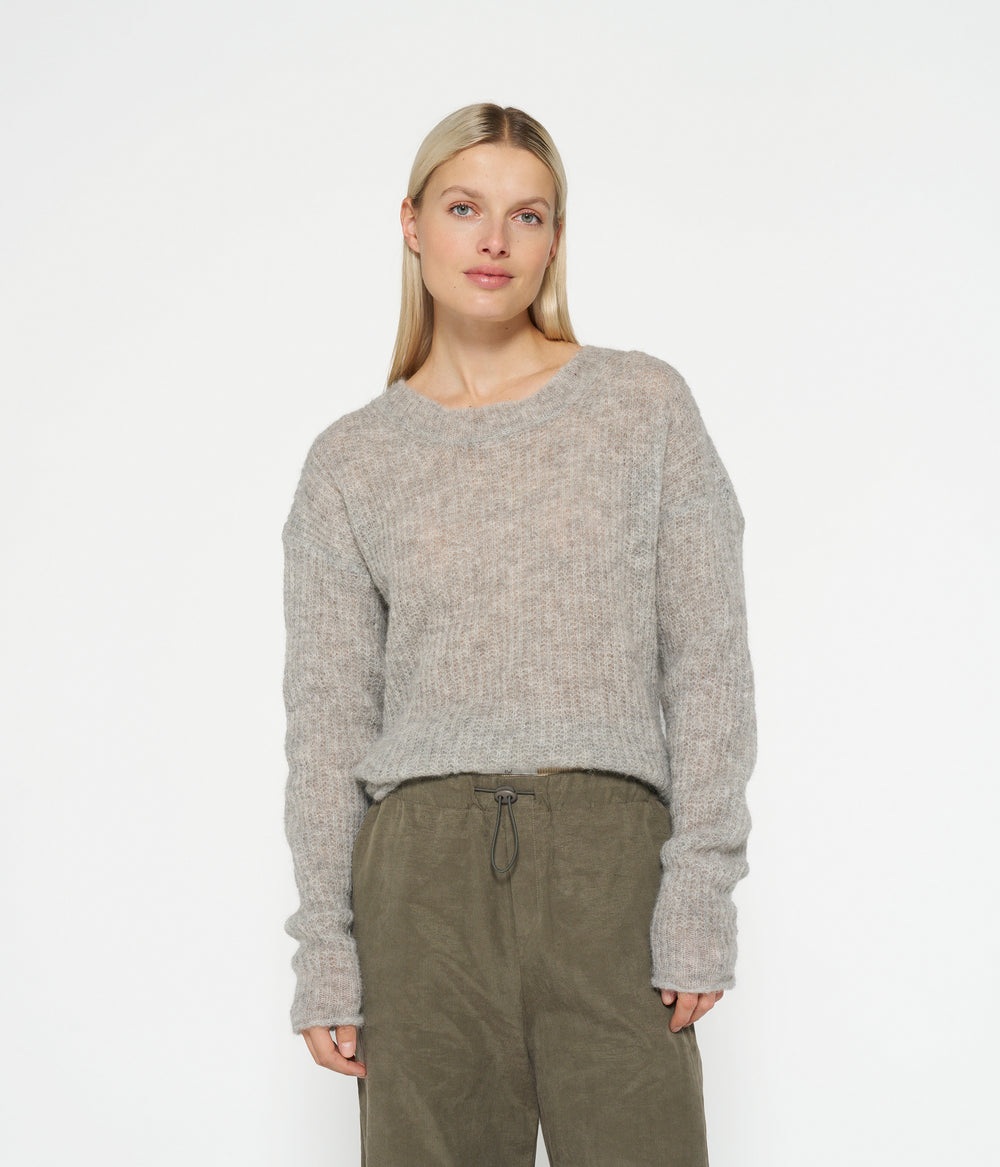 fine knit sweater | light grey melee