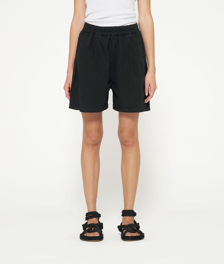 THE PROUD BERMUDA | black