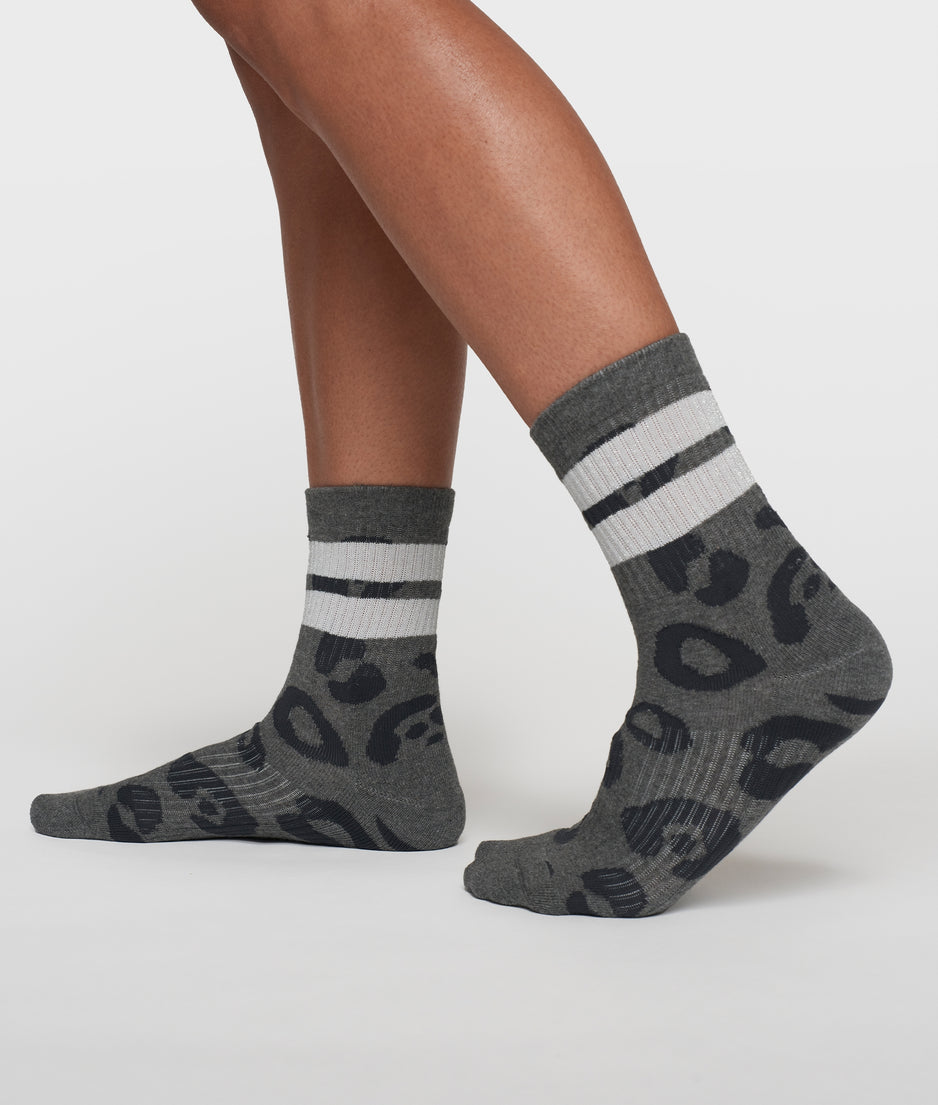 socks leopard | antra melee