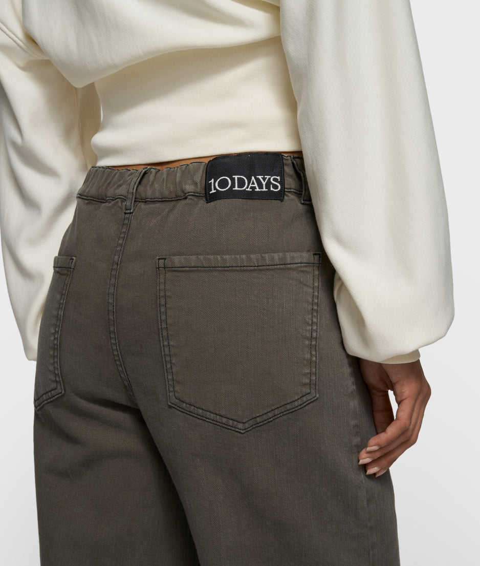 jog twill pants | dark truffle