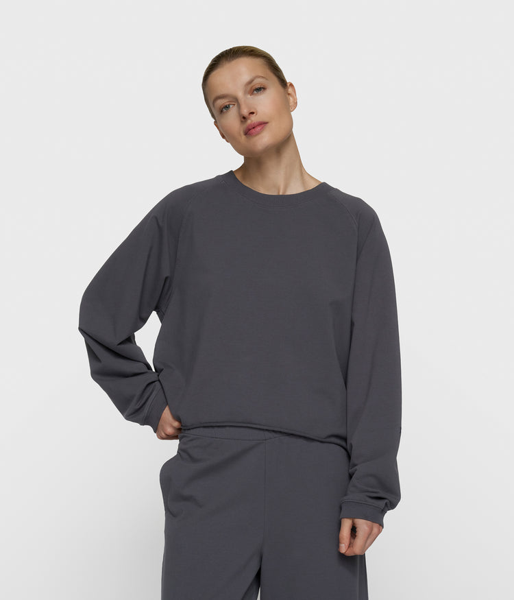 silent chique raglan sweater | steel blue