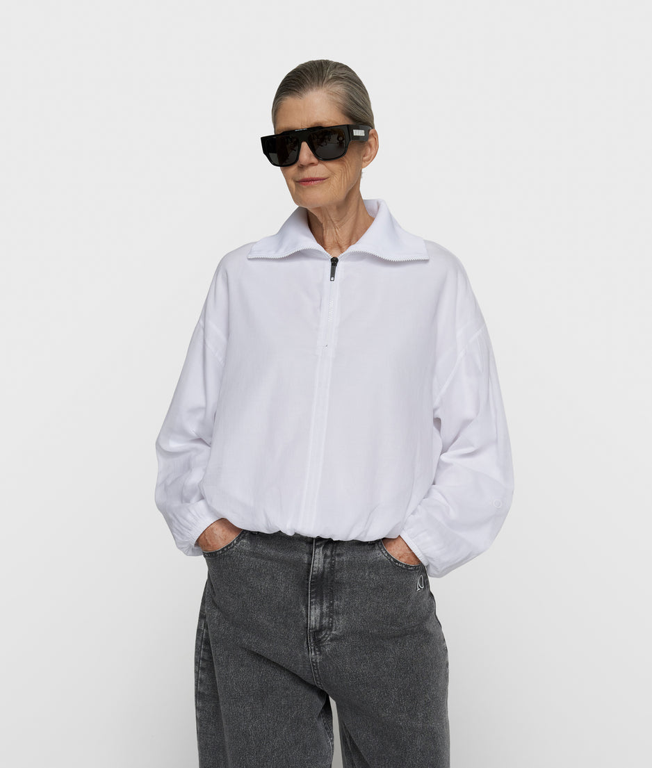 half zip balloon top | white