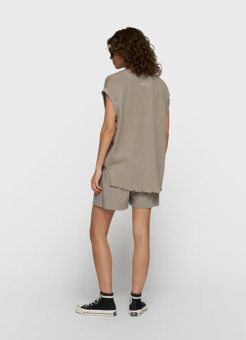 v-neck mesh top | fog