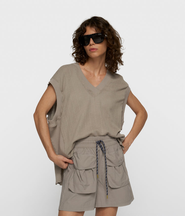 v-neck mesh top | fog