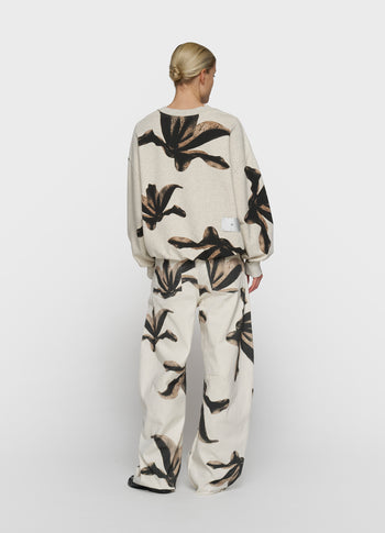 sweater flower | soft white melee