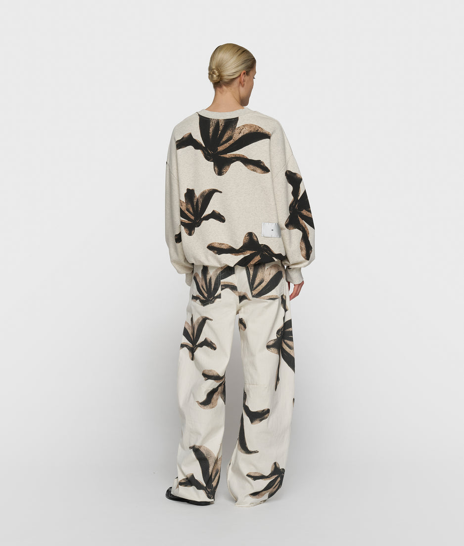 sweater flower | soft white melee