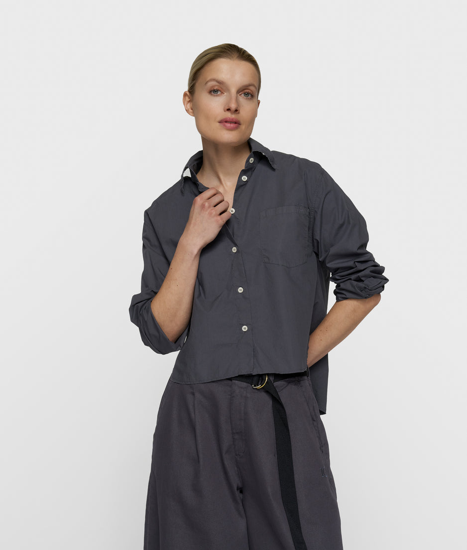 Cropped Bluse mit Schulterpolster | steel blue