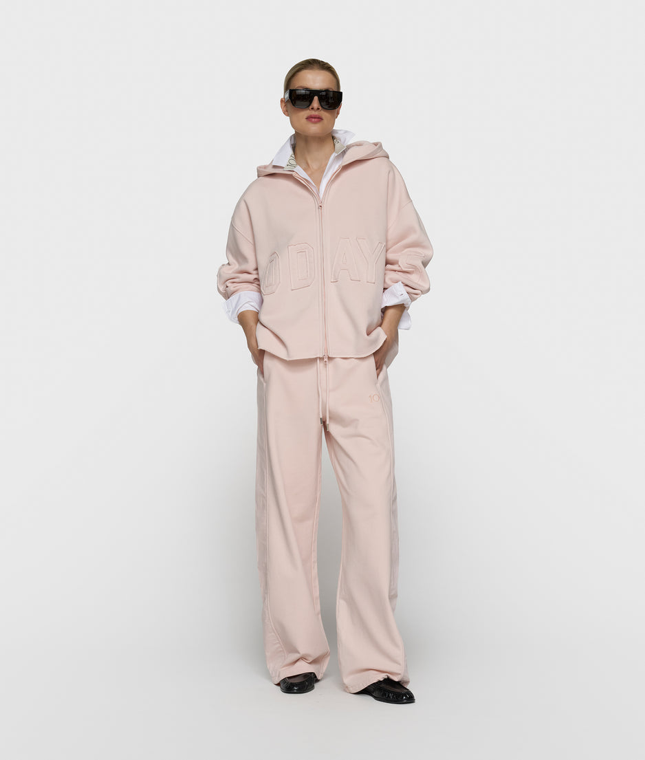 western jogger | powder