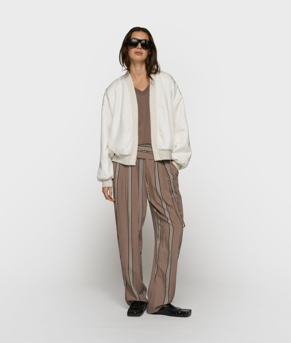 fleece bomber | soft white melee