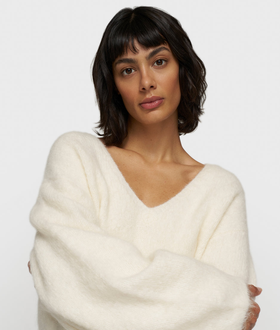 pleat hairy knit sweater | ecru