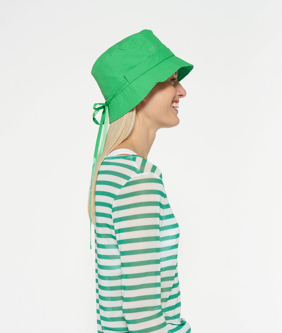 bucket hat | apple green