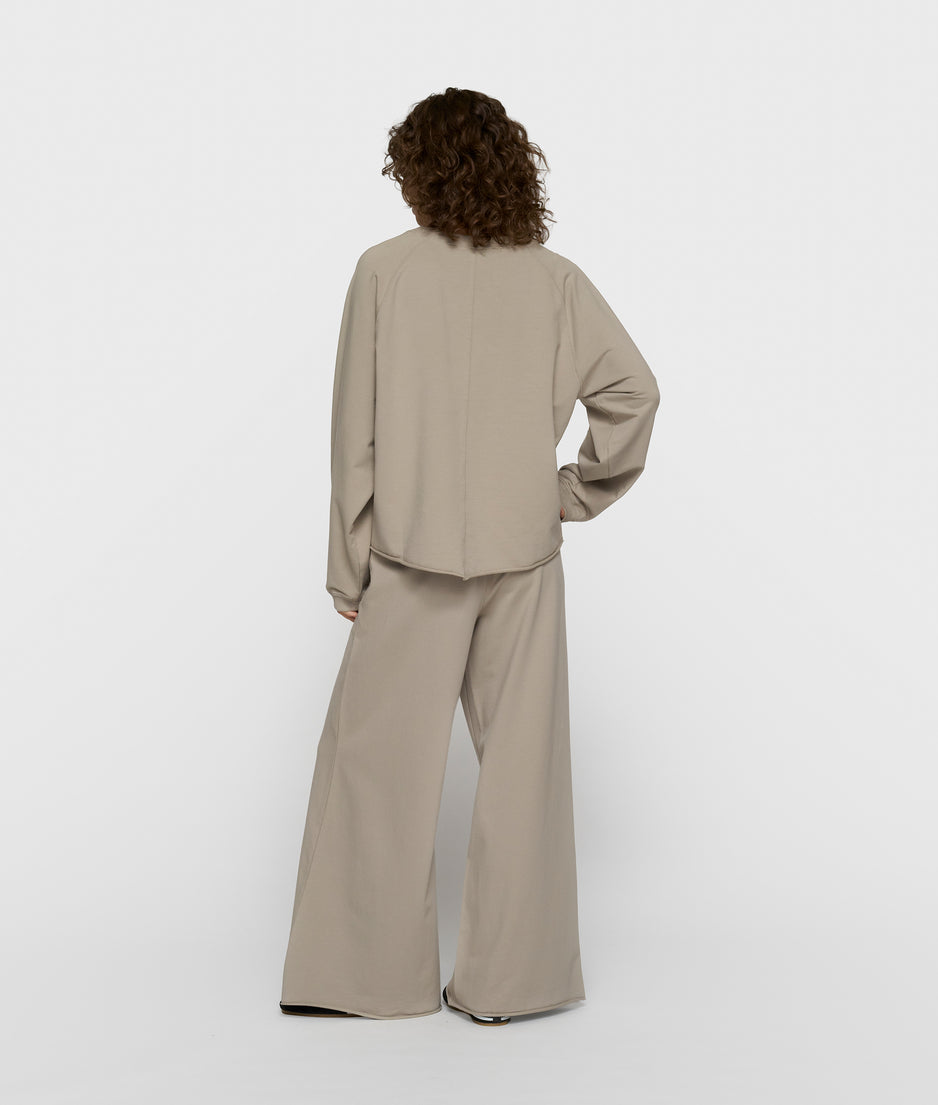 silent chique raglan sweater | fog