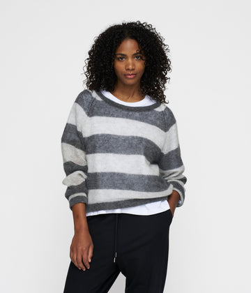 thin knit sweater | antra melee/white grey melee