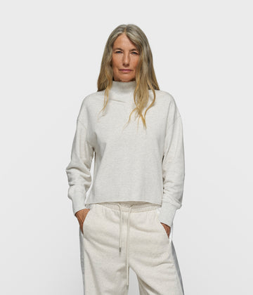 petit sweater curly 10 | soft white melee