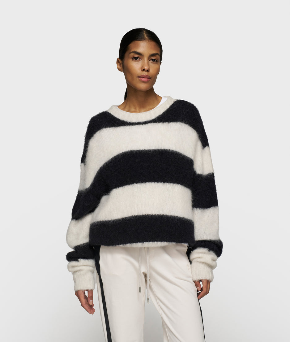 cropped hairy knit sweater stripes | ecru/black