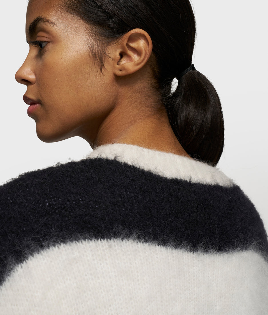 cropped hairy knit sweater stripes | ecru/black