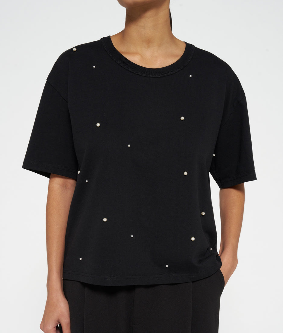 tee pearls | black