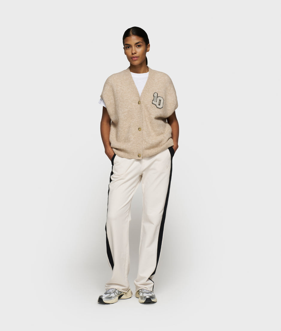 soft v-neck knit gilet | earth