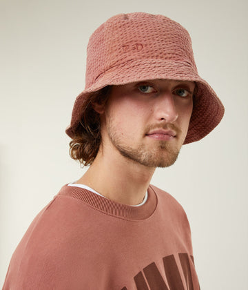 Axel bucket hat | brick