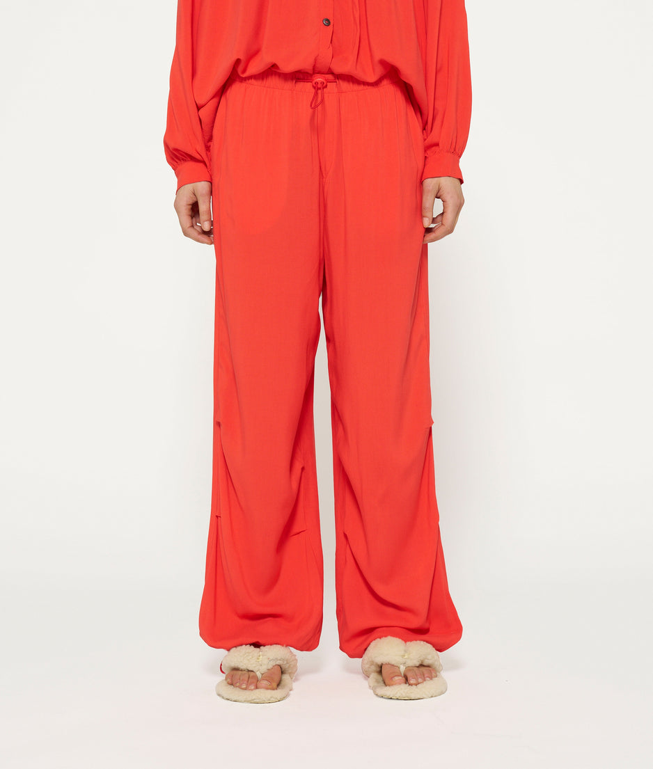 parachute pants | poppy red