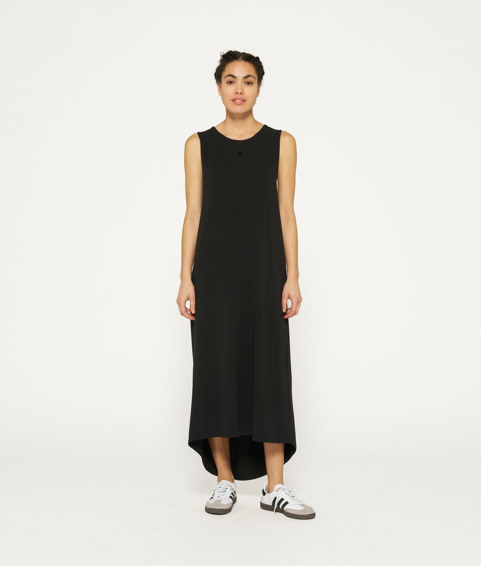 soft cinch back dress | black