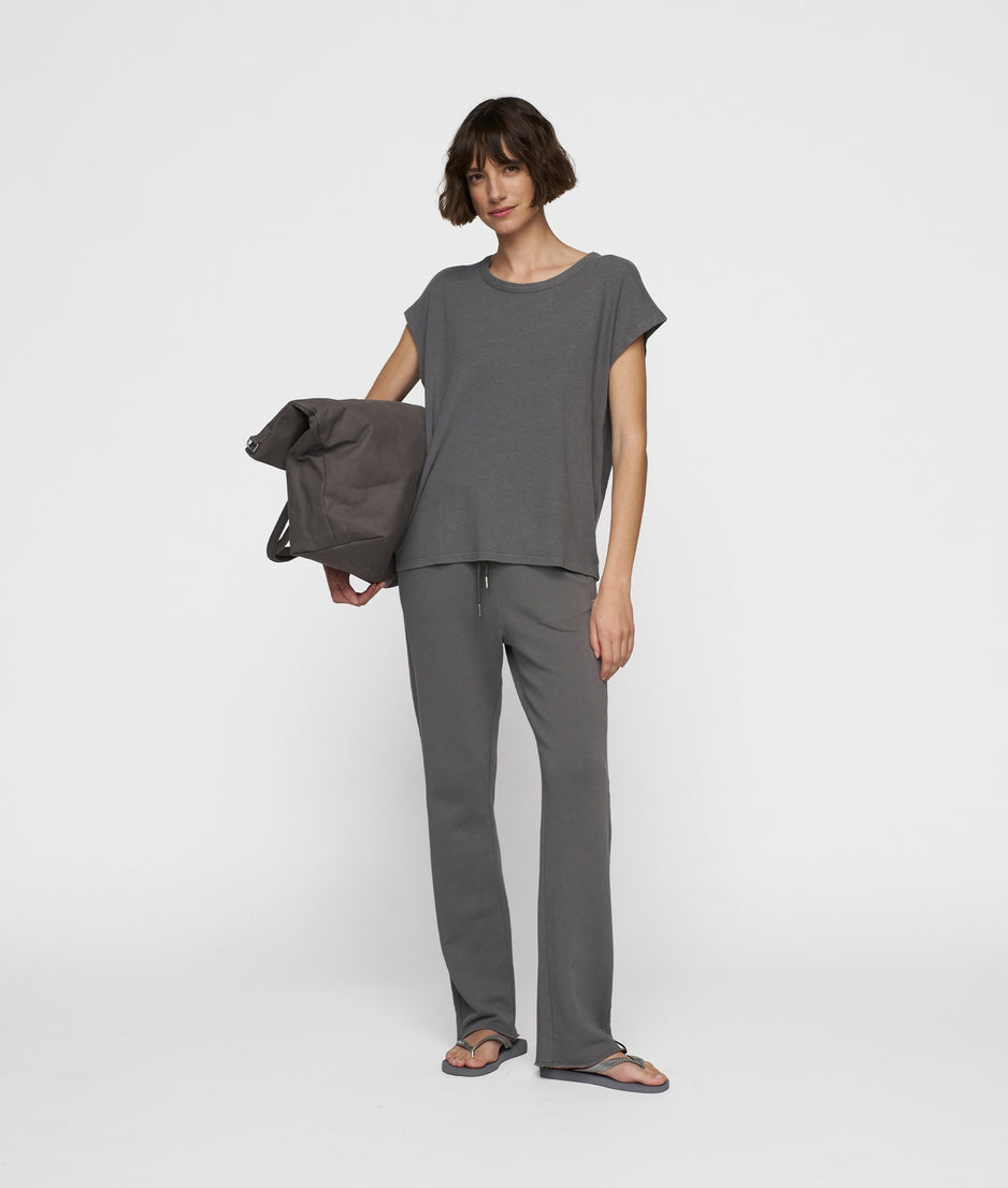 tee linen | oil
